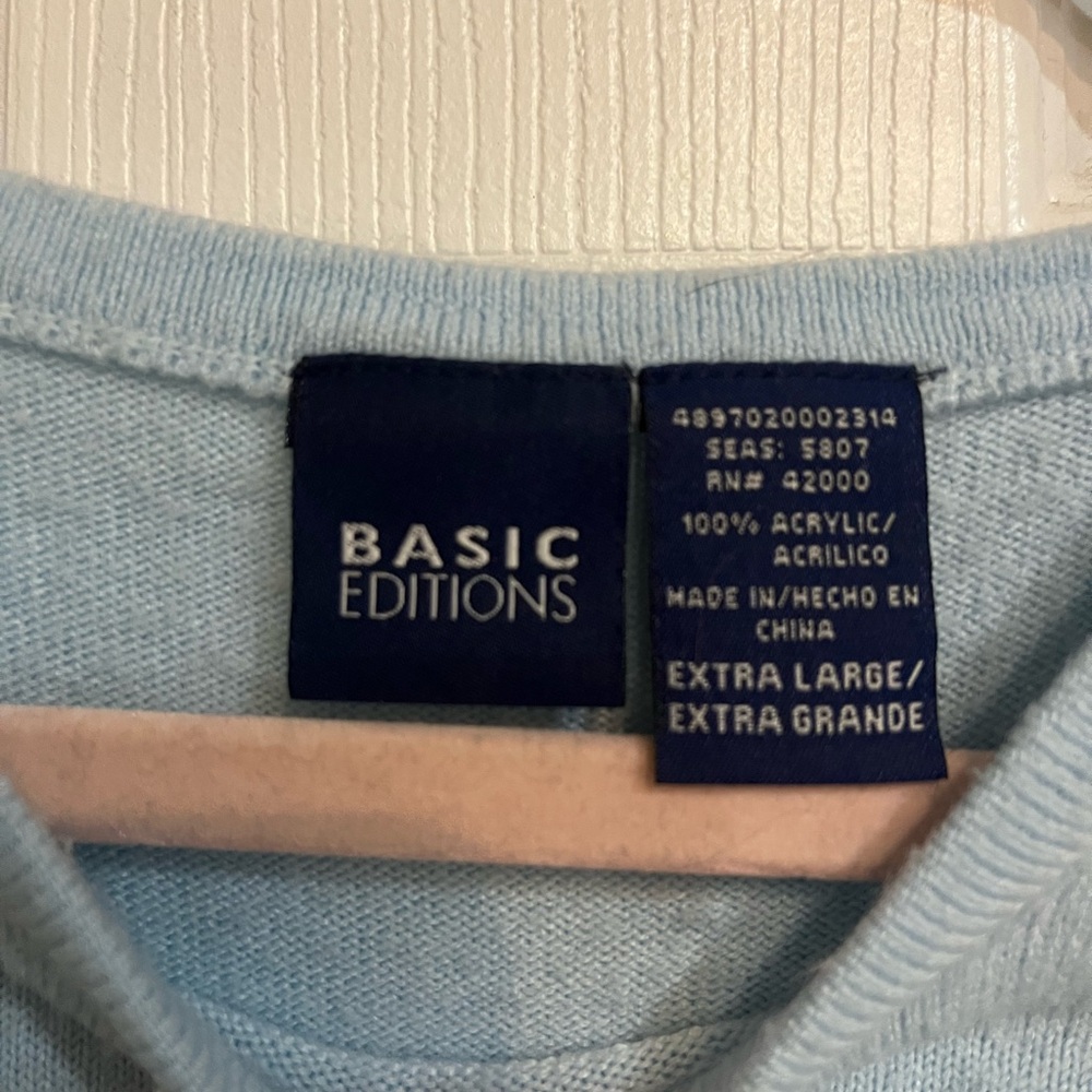 Basic Editions Sweater - Picture 2 of 2